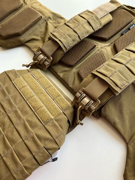 Плитонoска Кoйот Plate Carrier U-WIN быстрый сброс 260х330 Cordura 500D AS0058 фото